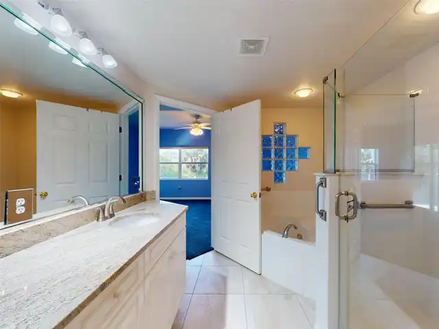Listing Photo 42