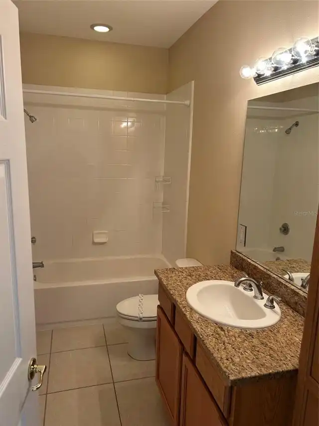Listing Photo 16