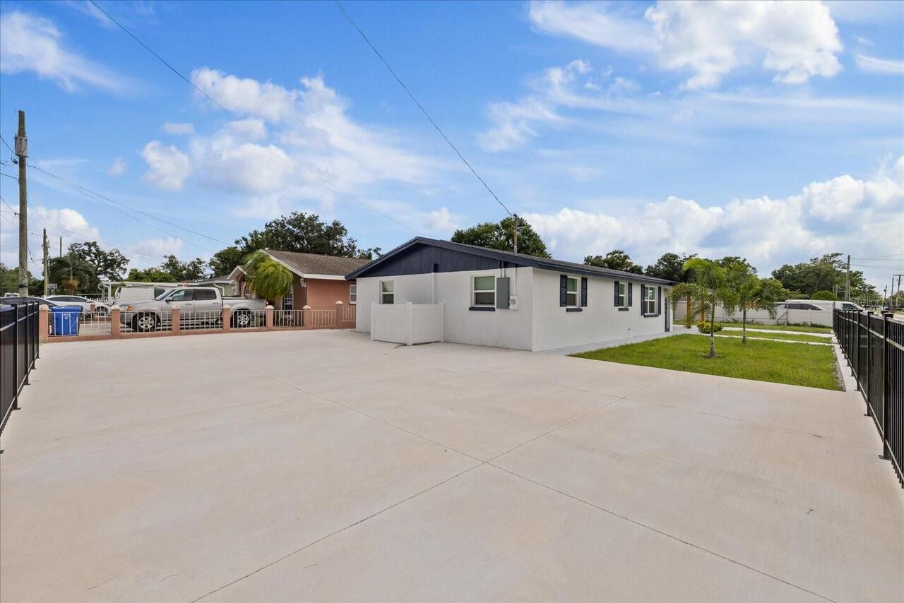 Listing Photo 44