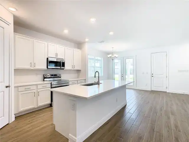 Listing Photo 6