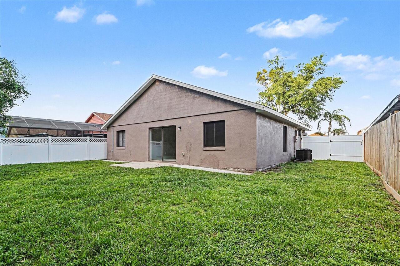 Listing Photo 16