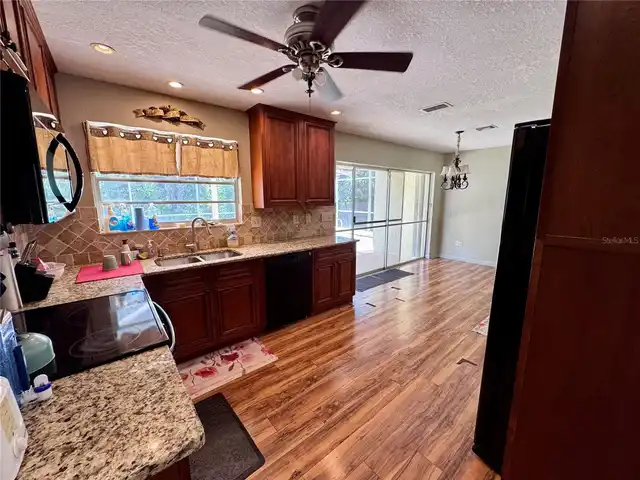 Listing Photo 13