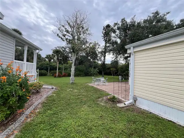 Listing Photo 6