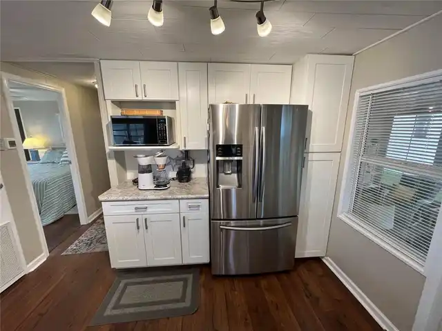 Listing Photo 25