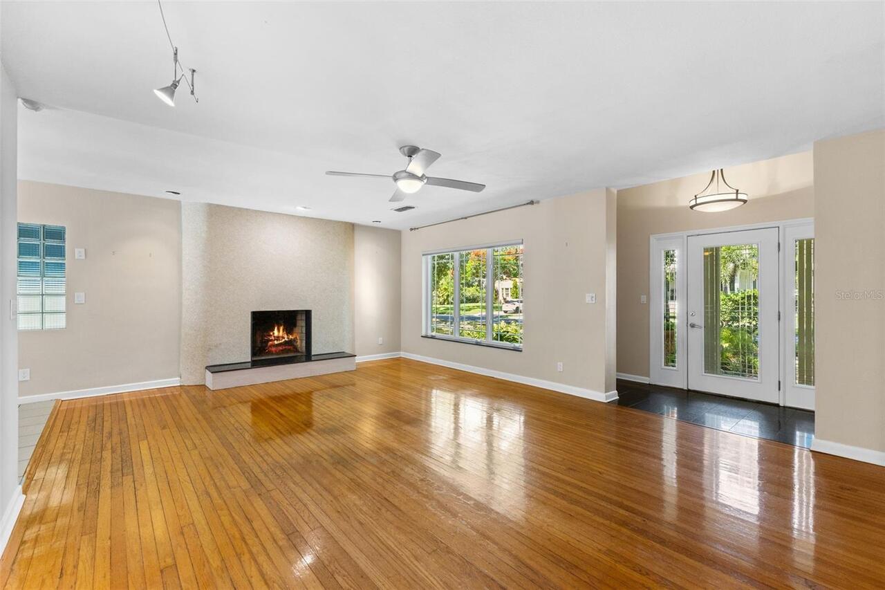 Listing Photo 6