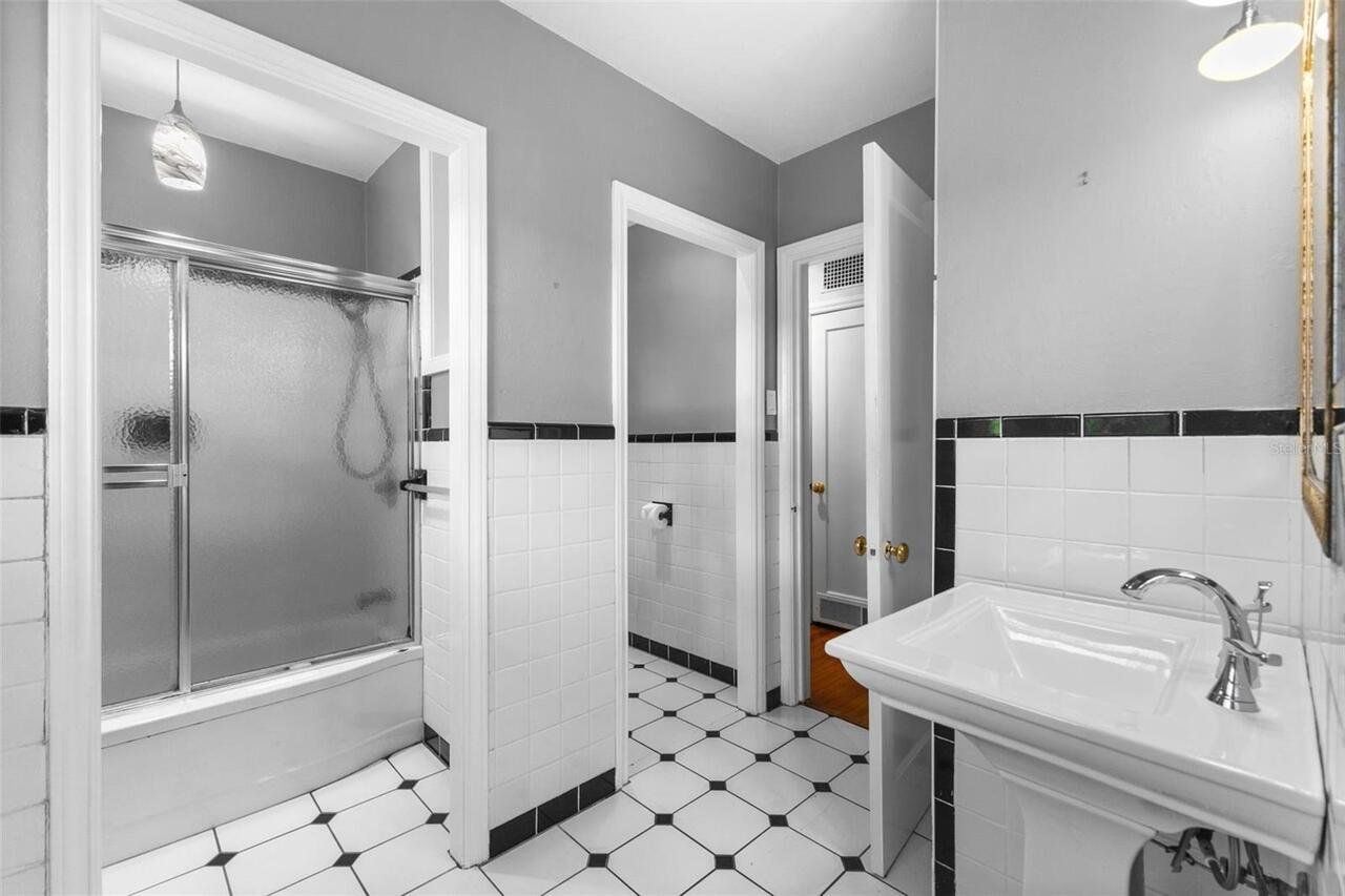 Listing Photo 14