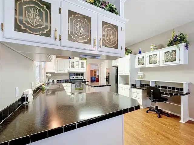Listing Photo 15