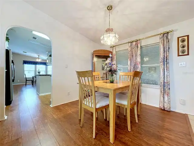 Listing Photo 17