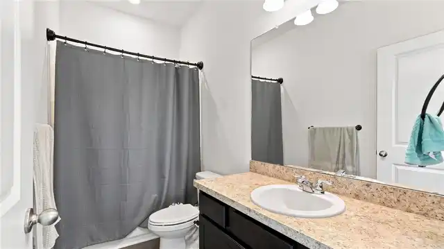 Listing Photo 18