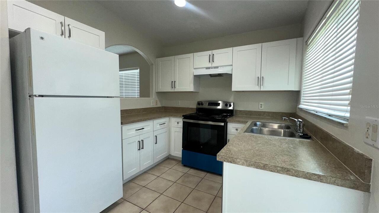 Listing Photo 10