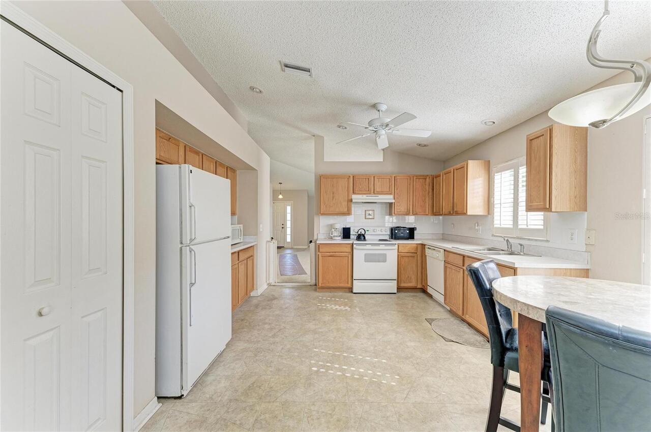 Listing Photo 16