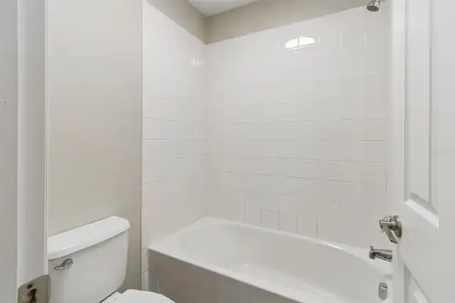 Listing Photo 24