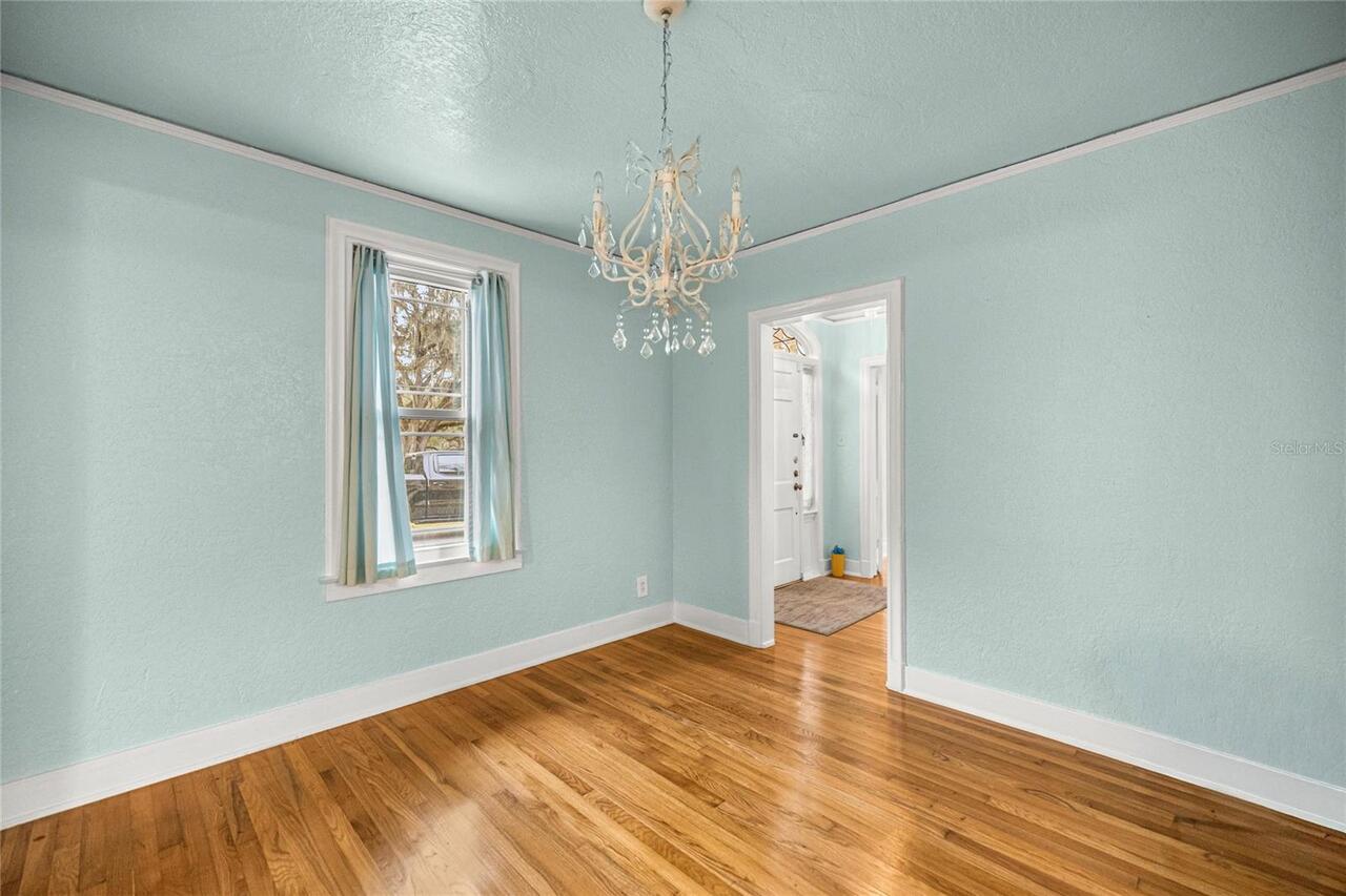 Listing Photo 16