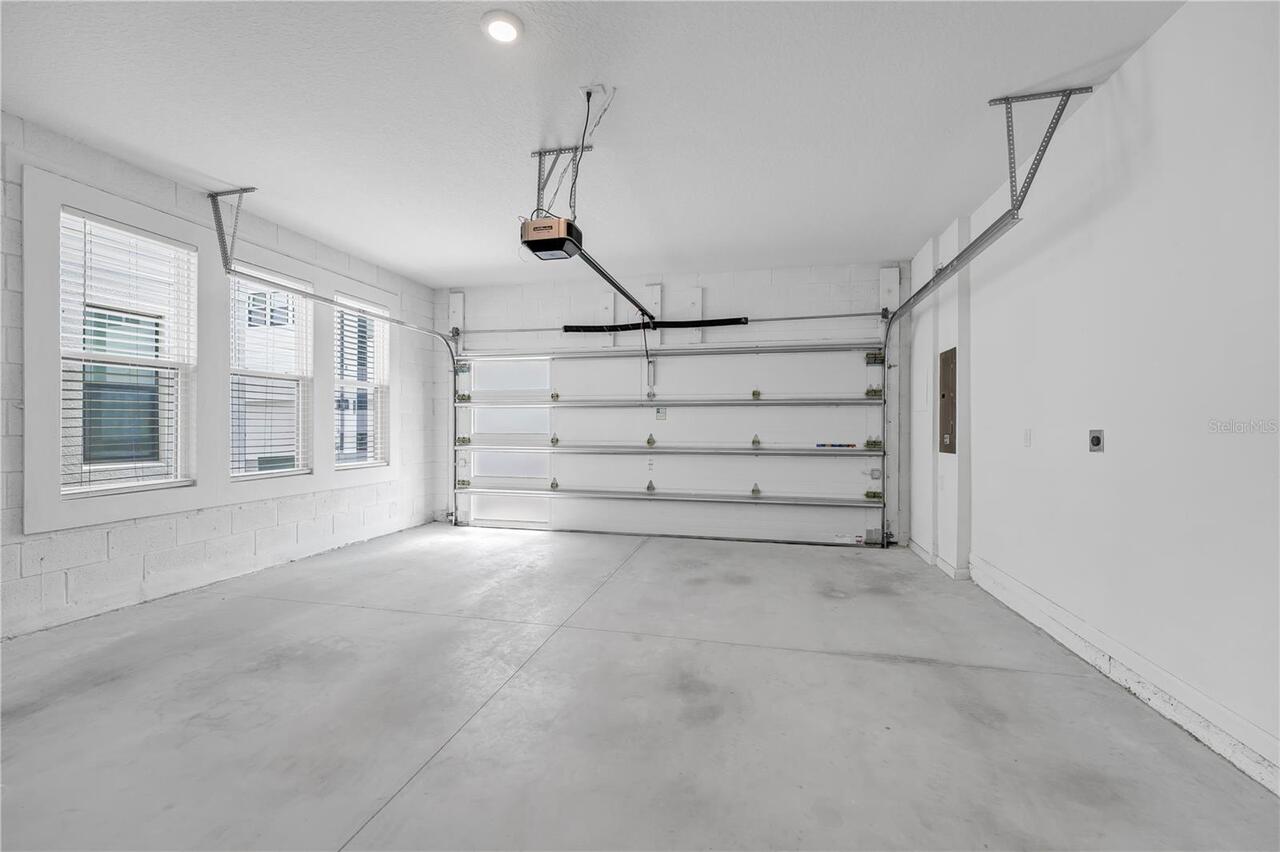 Listing Photo 10