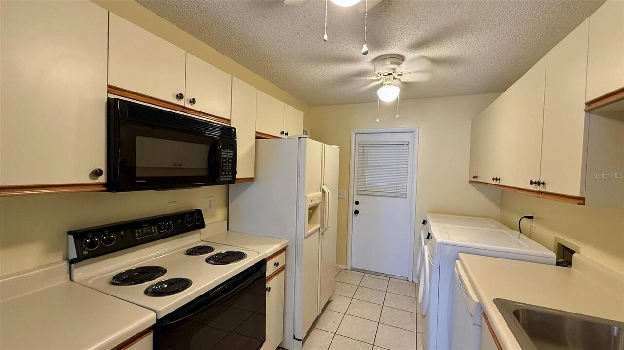 Listing Photo 9