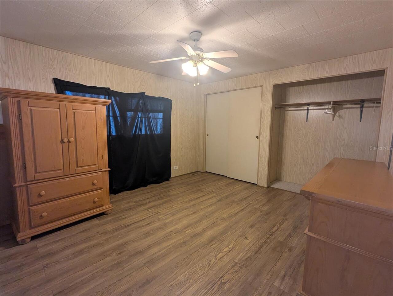 Listing Photo 12