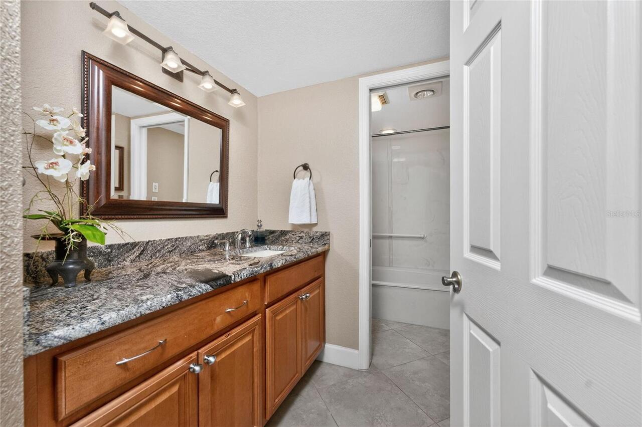 Listing Photo 32
