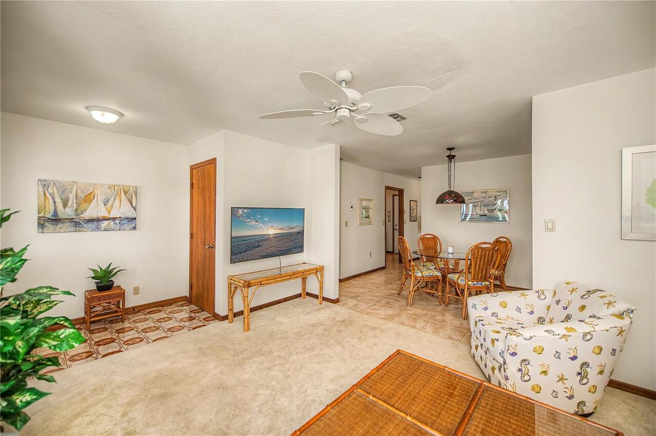 Listing Photo 14
