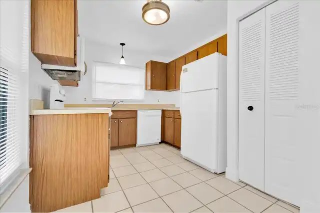 Listing Photo 7