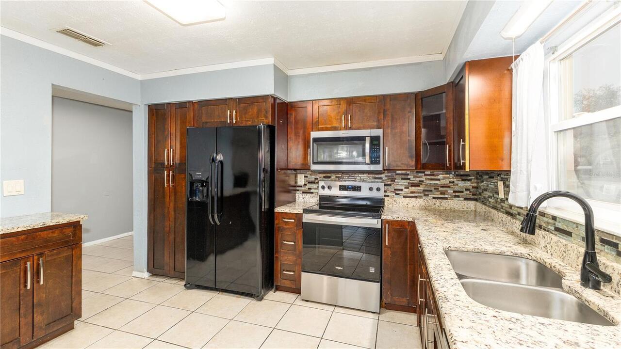 Listing Photo 13