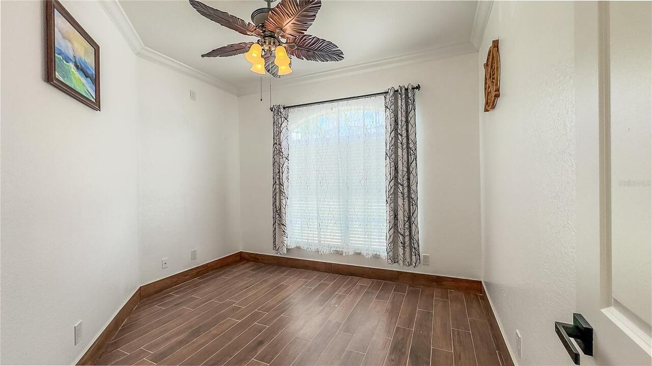 Listing Photo 37