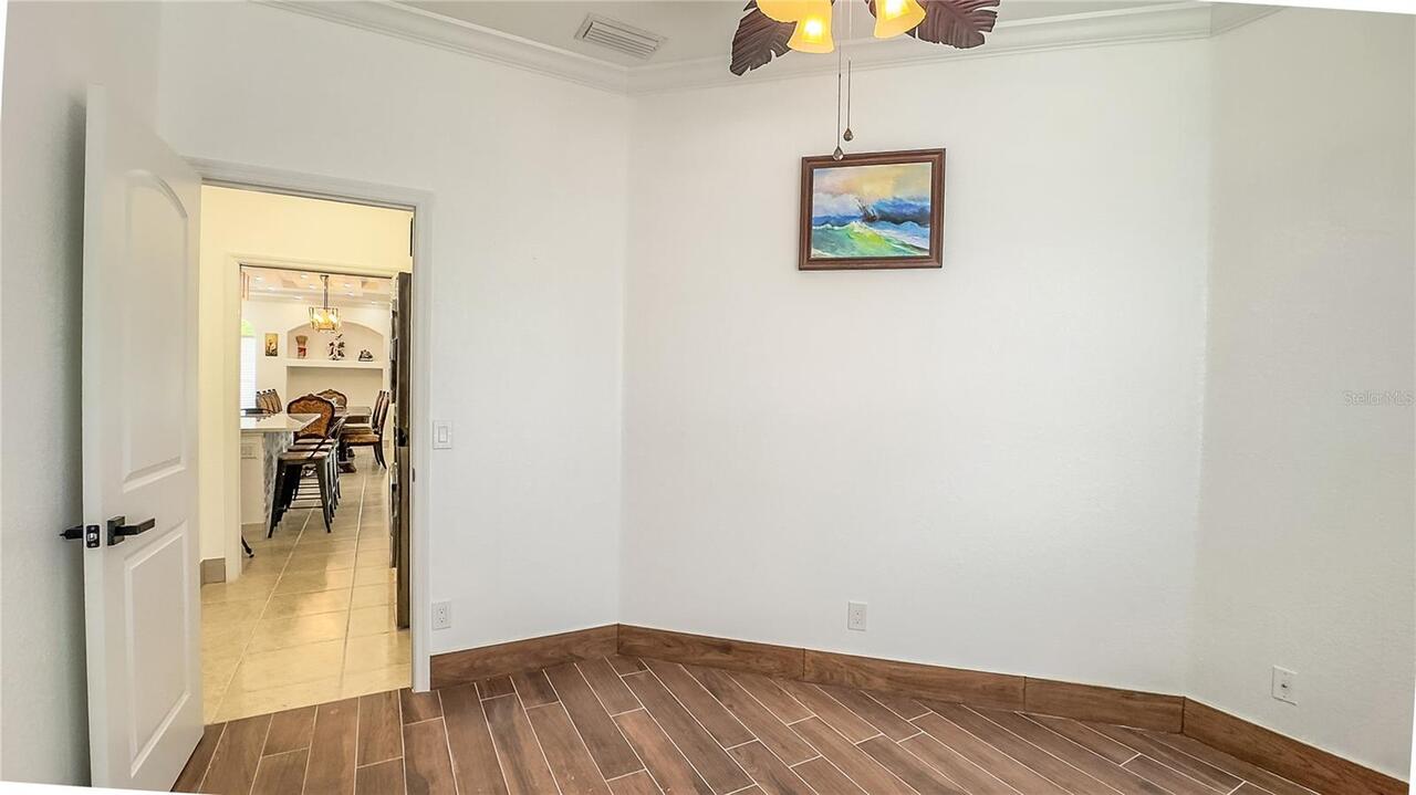 Listing Photo 38