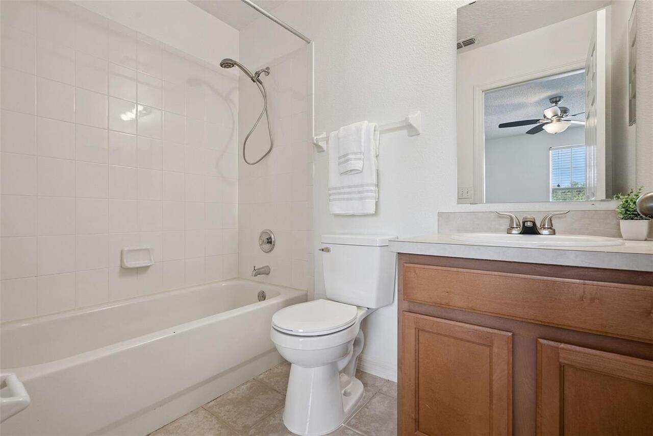 Listing Photo 12