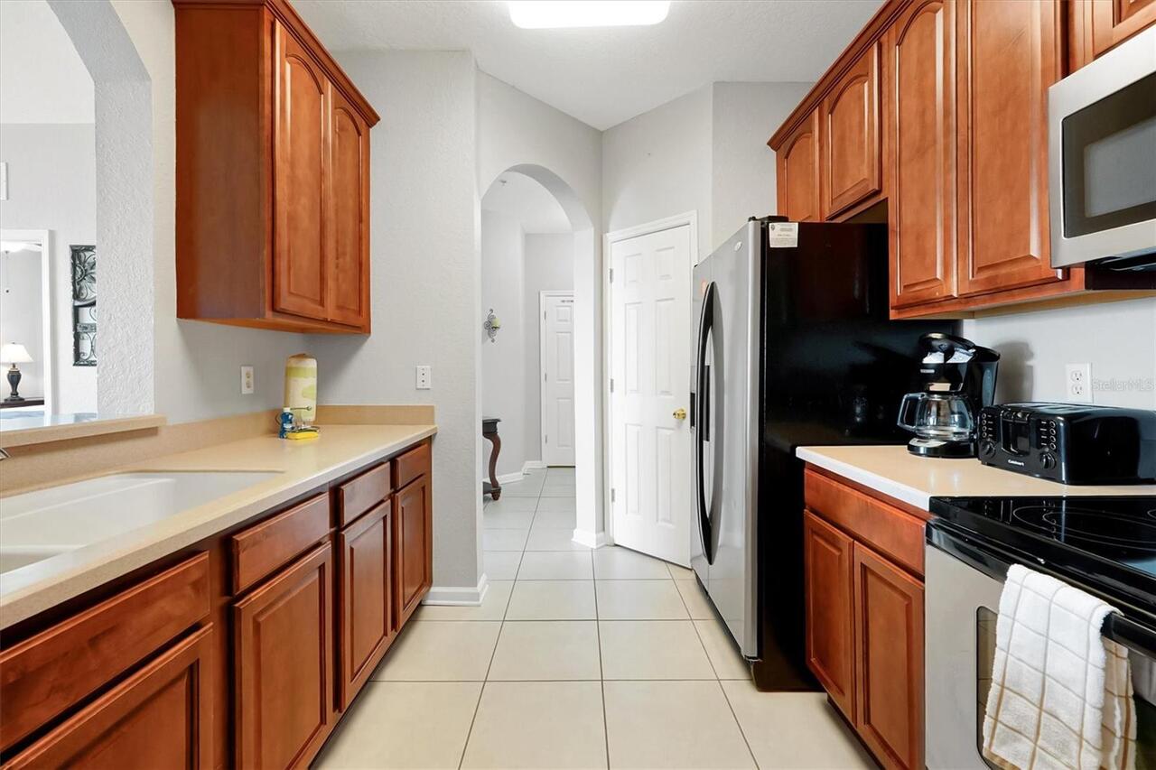 Listing Photo 12