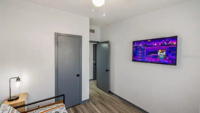 Listing Photo 18