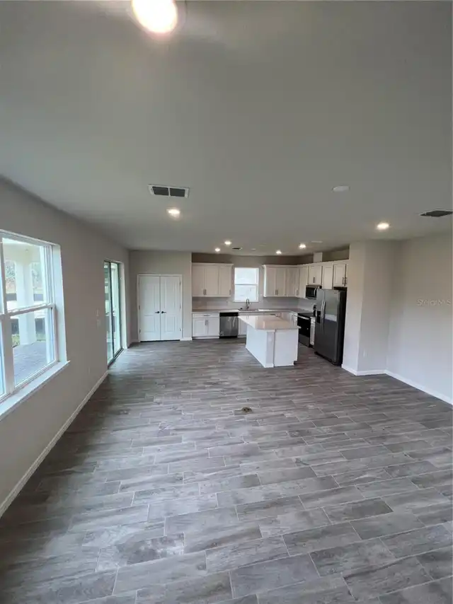 Listing Photo 44