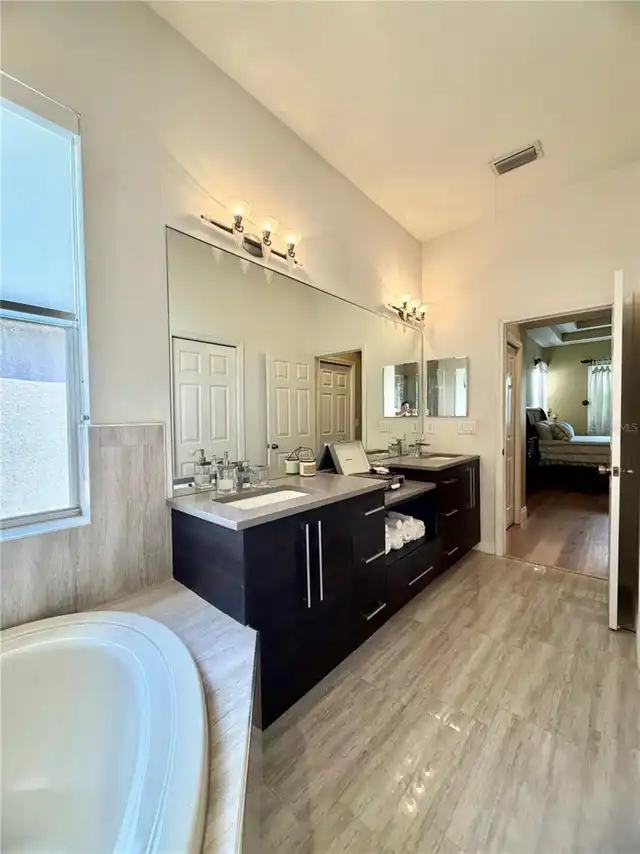 Listing Photo 20