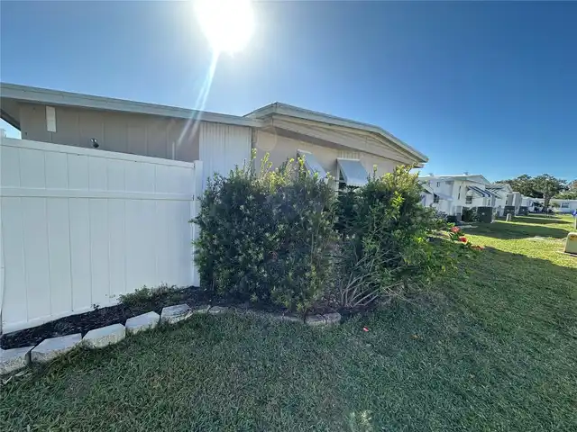 Listing Photo 16