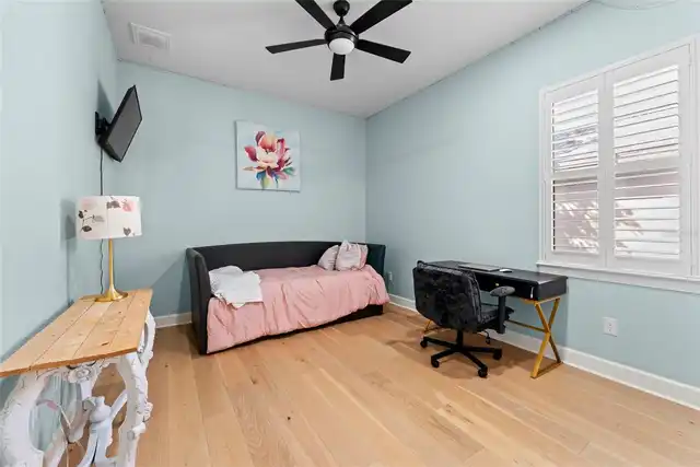 Listing Photo 44