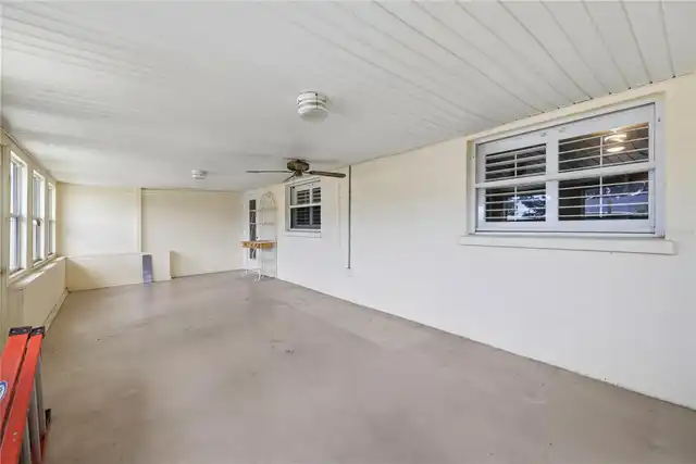 Listing Photo 32