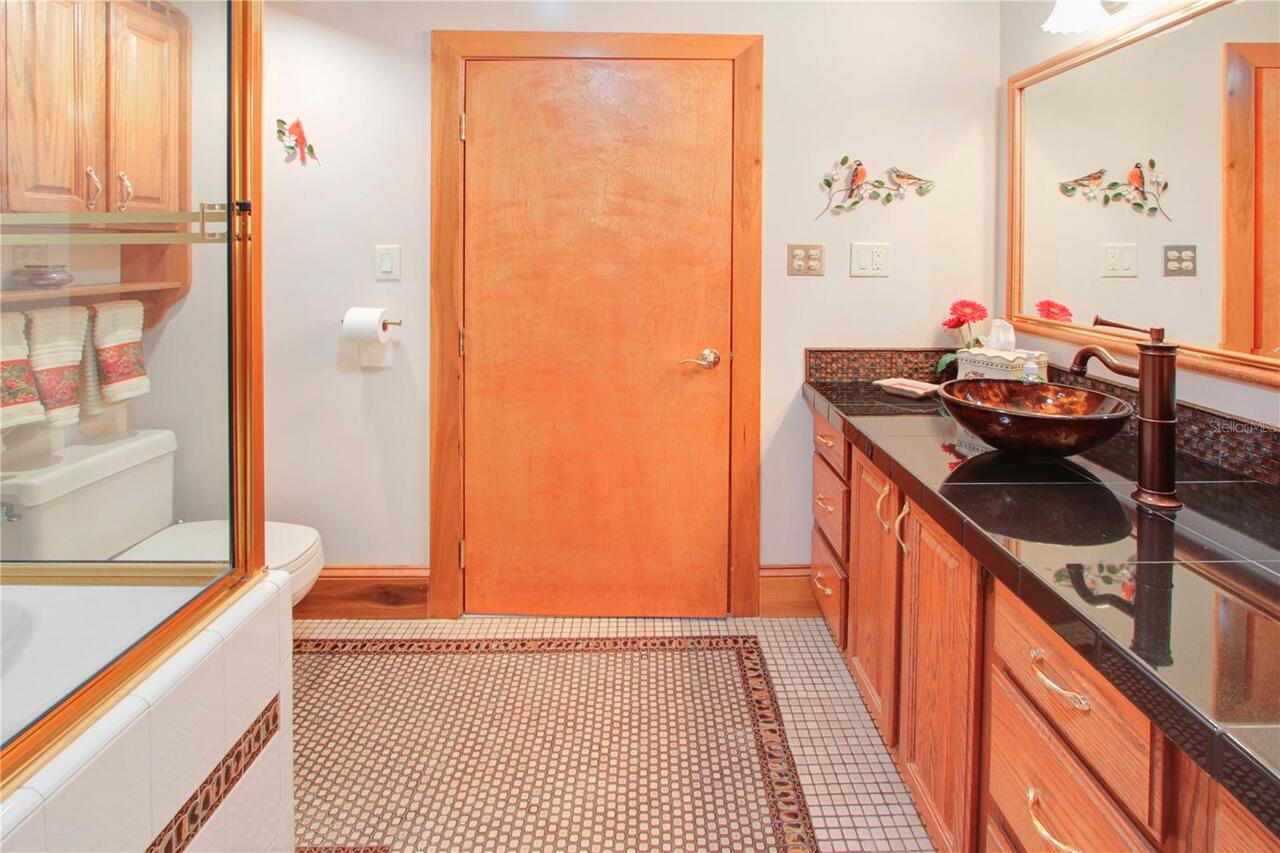 Listing Photo 25