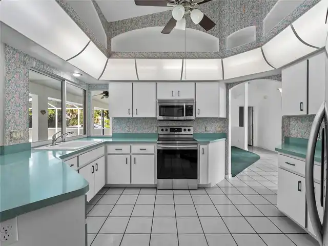 Listing Photo 18