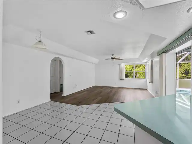Listing Photo 20