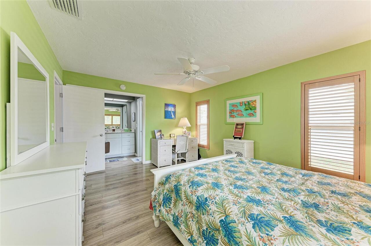 Listing Photo 33