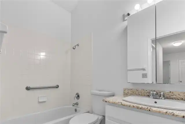 Listing Photo 24