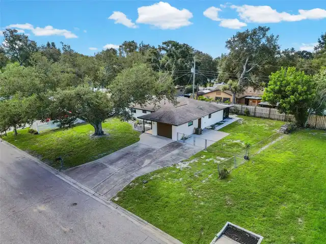 Listing Photo 22
