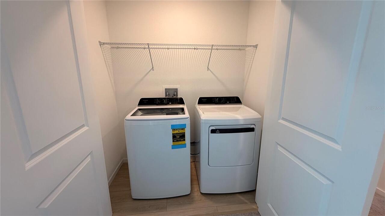 Listing Photo 8