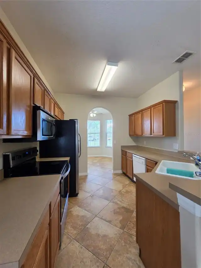 Listing Photo 7