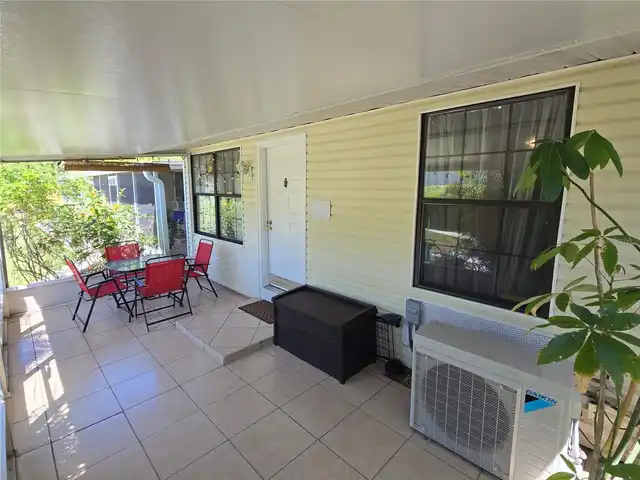 Listing Photo 7