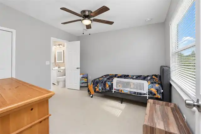 Listing Photo 22