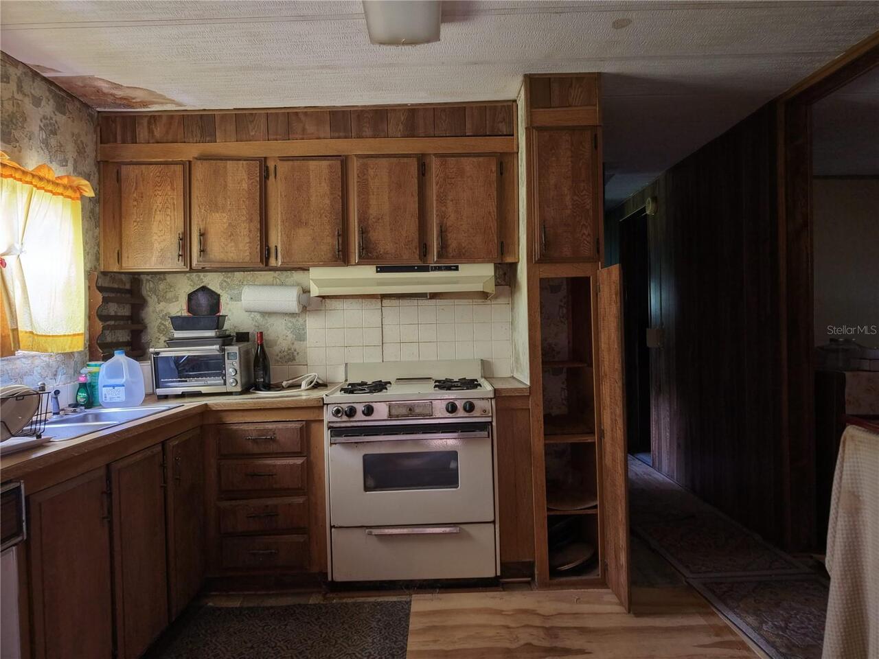 Listing Photo 12