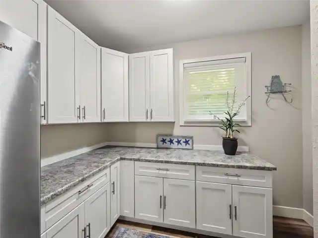 Listing Photo 25