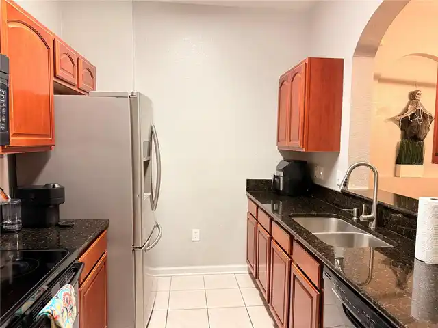 Listing Photo 7
