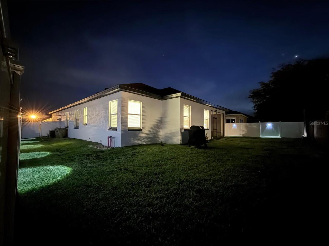 Listing Photo 10