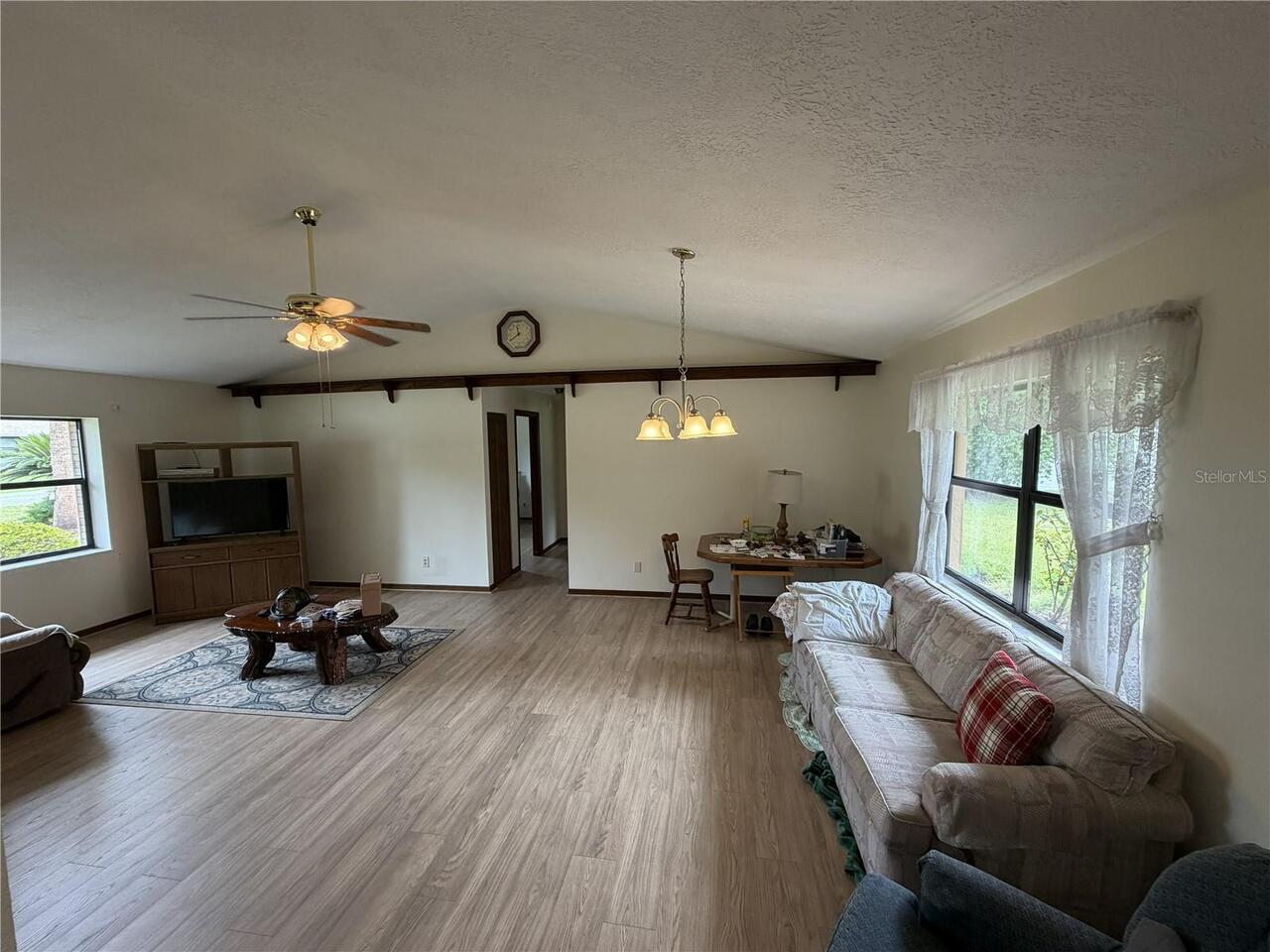 Listing Photo 6