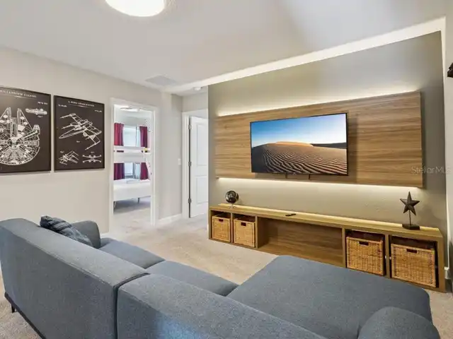 Listing Photo 12
